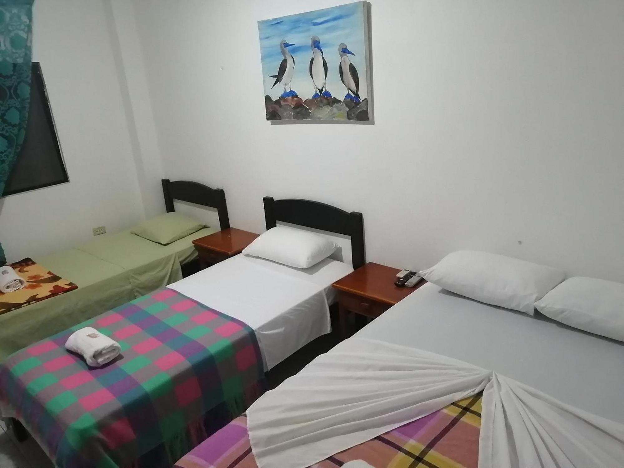 Hostal La Casa De Luis Puerto Baquerizo Moreno Eksteriør bilde