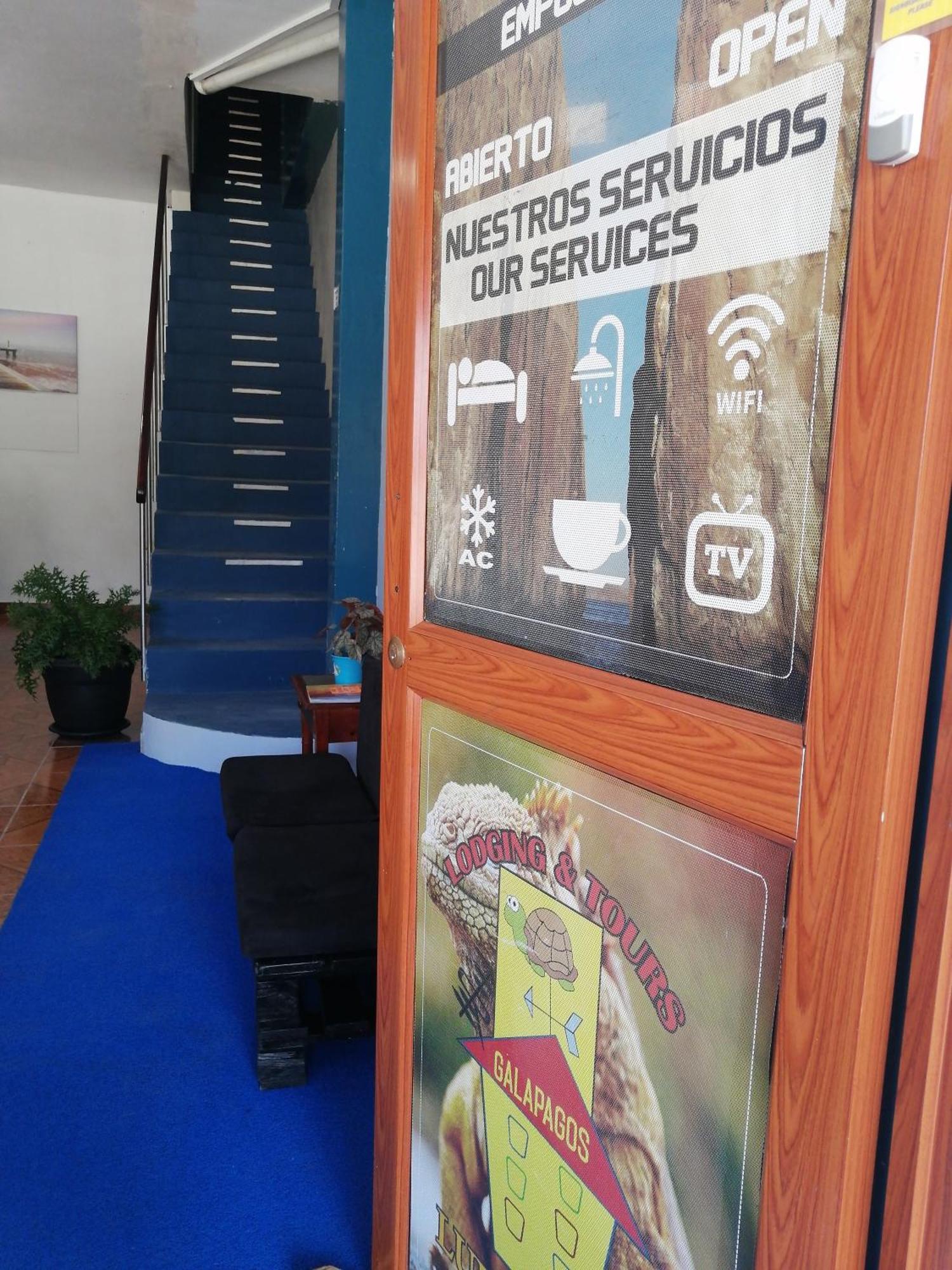 Hostal La Casa De Luis Puerto Baquerizo Moreno Eksteriør bilde