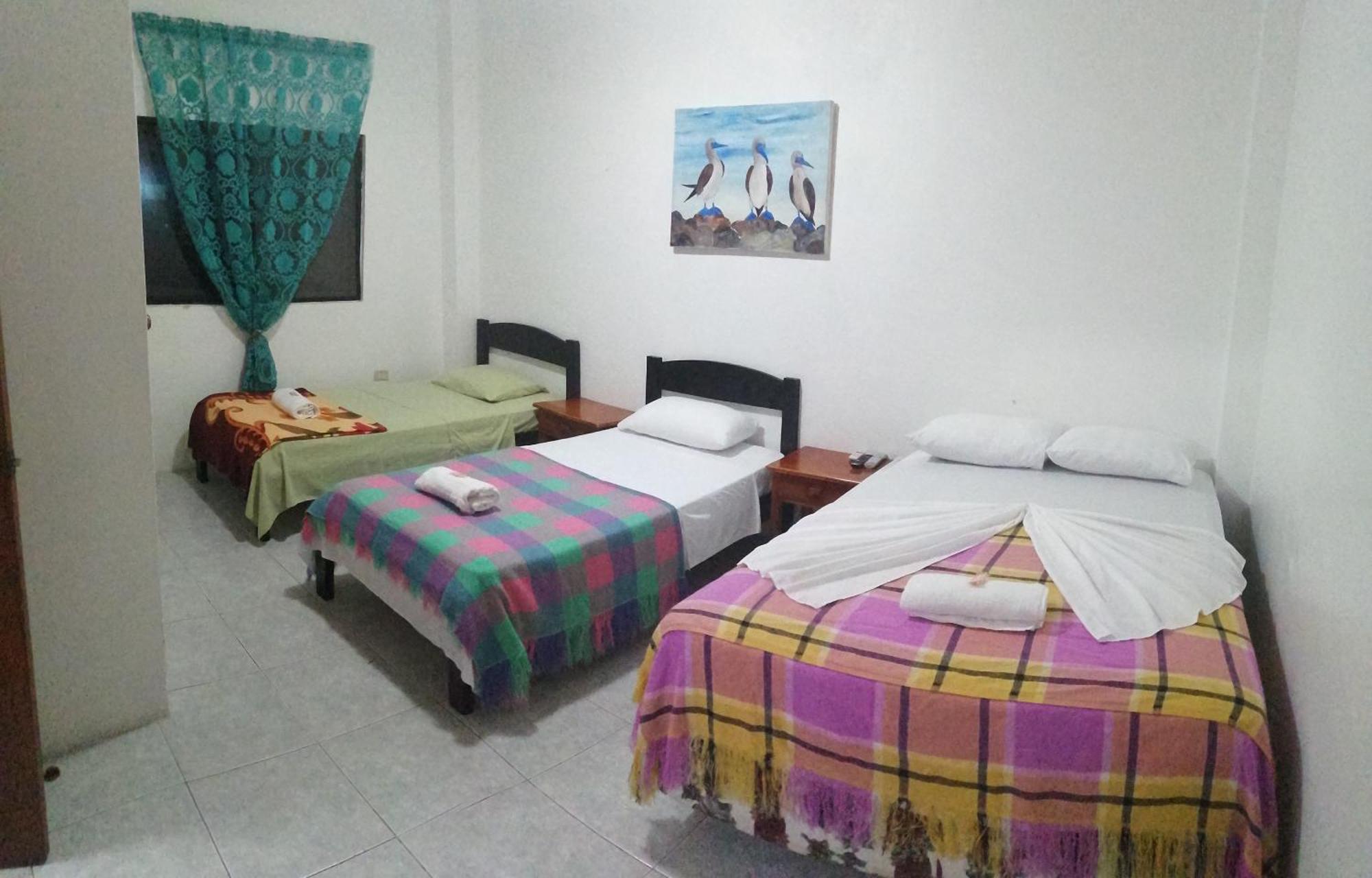 Hostal La Casa De Luis Puerto Baquerizo Moreno Eksteriør bilde
