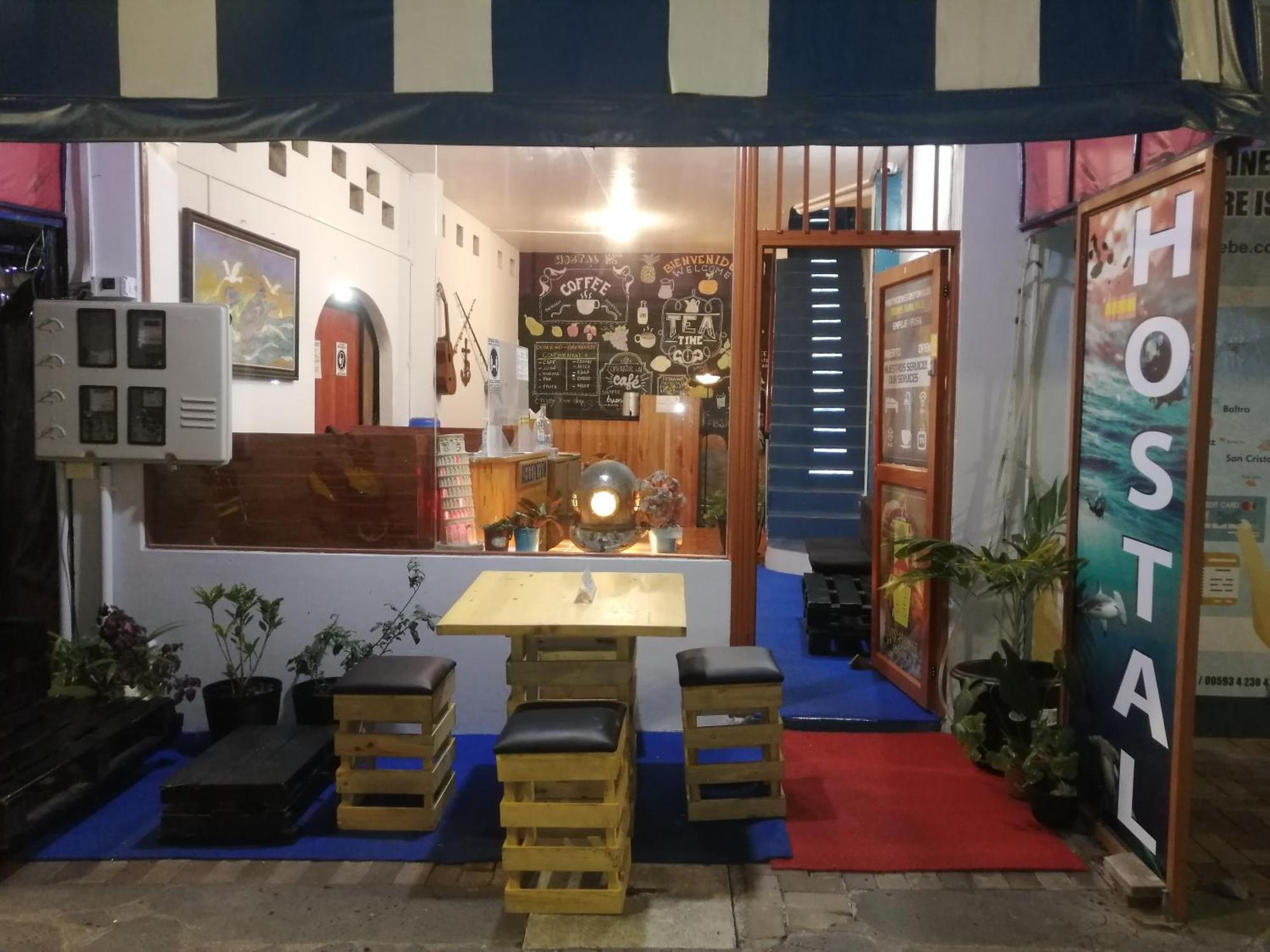 Hostal La Casa De Luis Puerto Baquerizo Moreno Eksteriør bilde