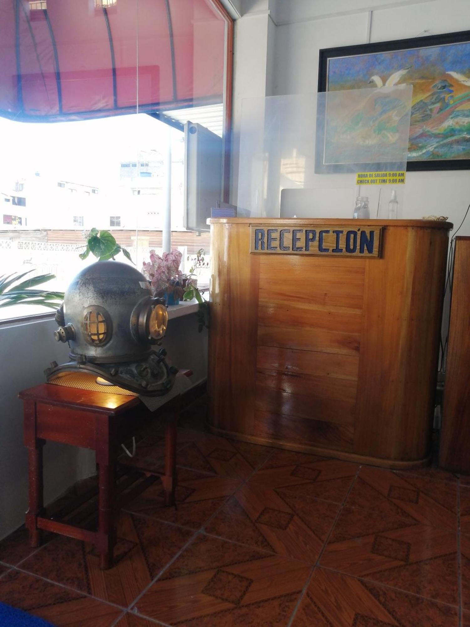 Hostal La Casa De Luis Puerto Baquerizo Moreno Eksteriør bilde