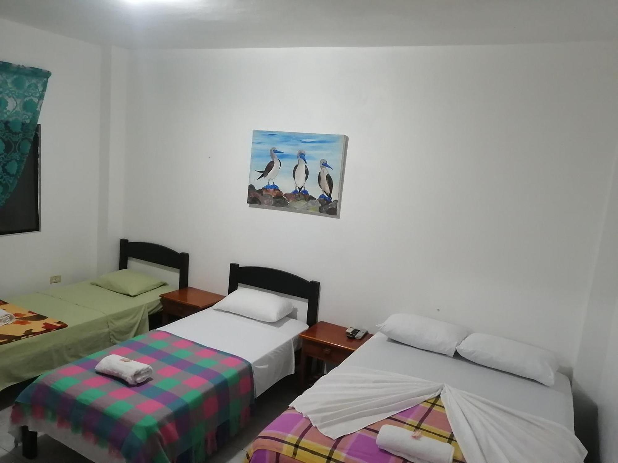 Hostal La Casa De Luis Puerto Baquerizo Moreno Eksteriør bilde