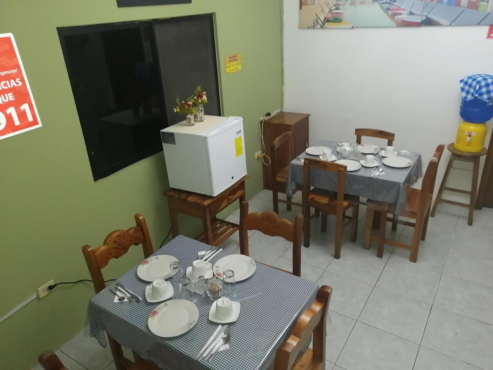 Hostal La Casa De Luis Puerto Baquerizo Moreno Eksteriør bilde