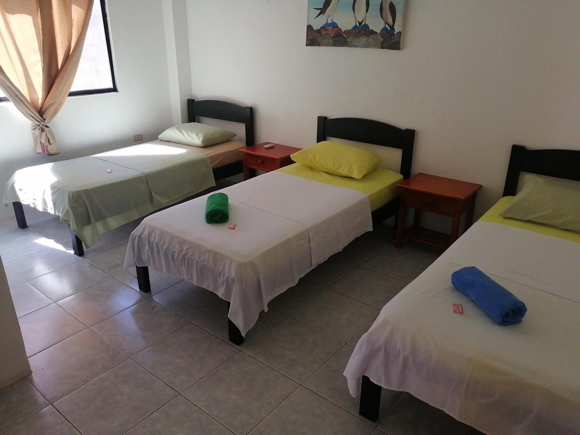Hostal La Casa De Luis Puerto Baquerizo Moreno Eksteriør bilde