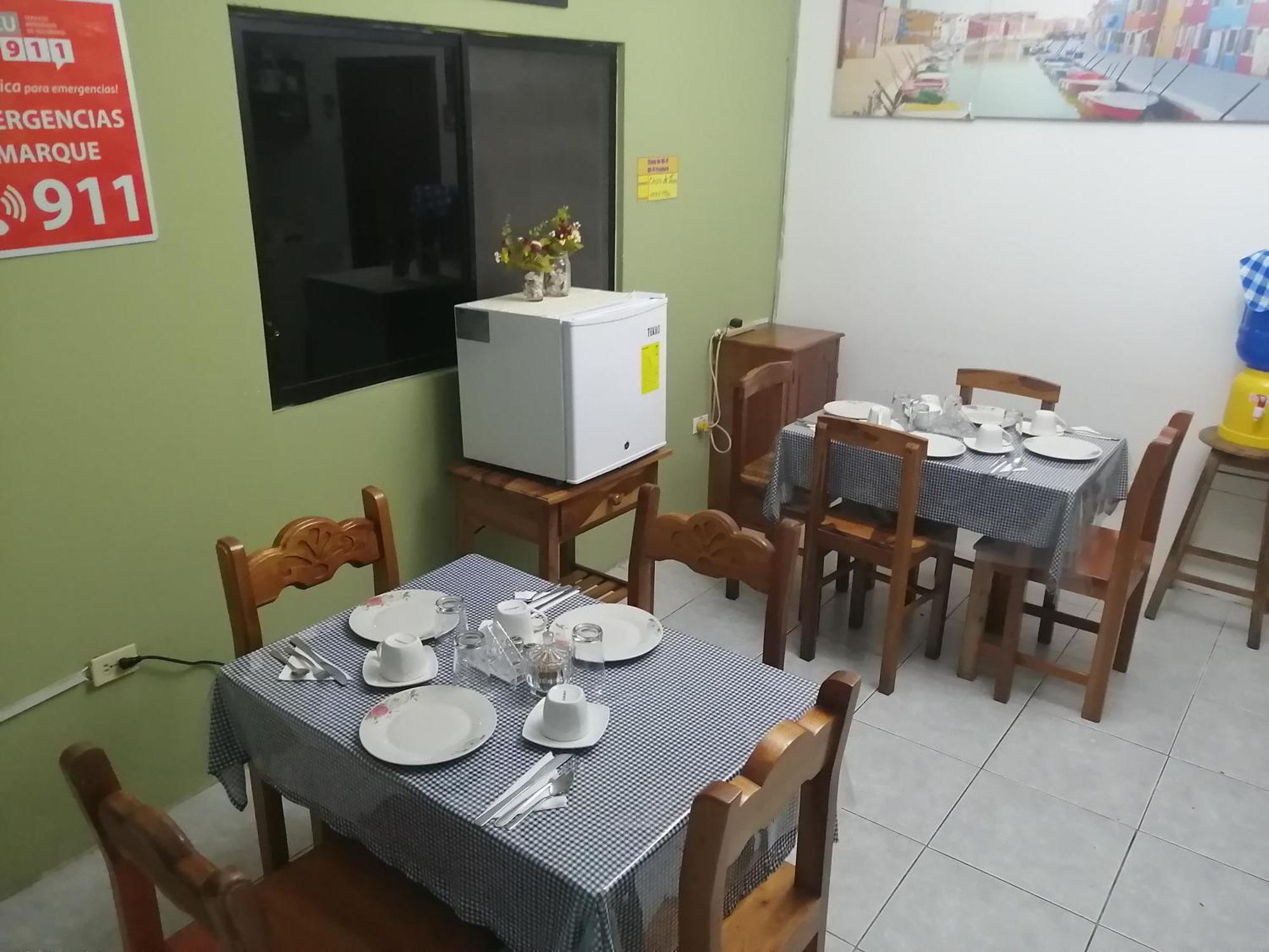 Hostal La Casa De Luis Puerto Baquerizo Moreno Eksteriør bilde