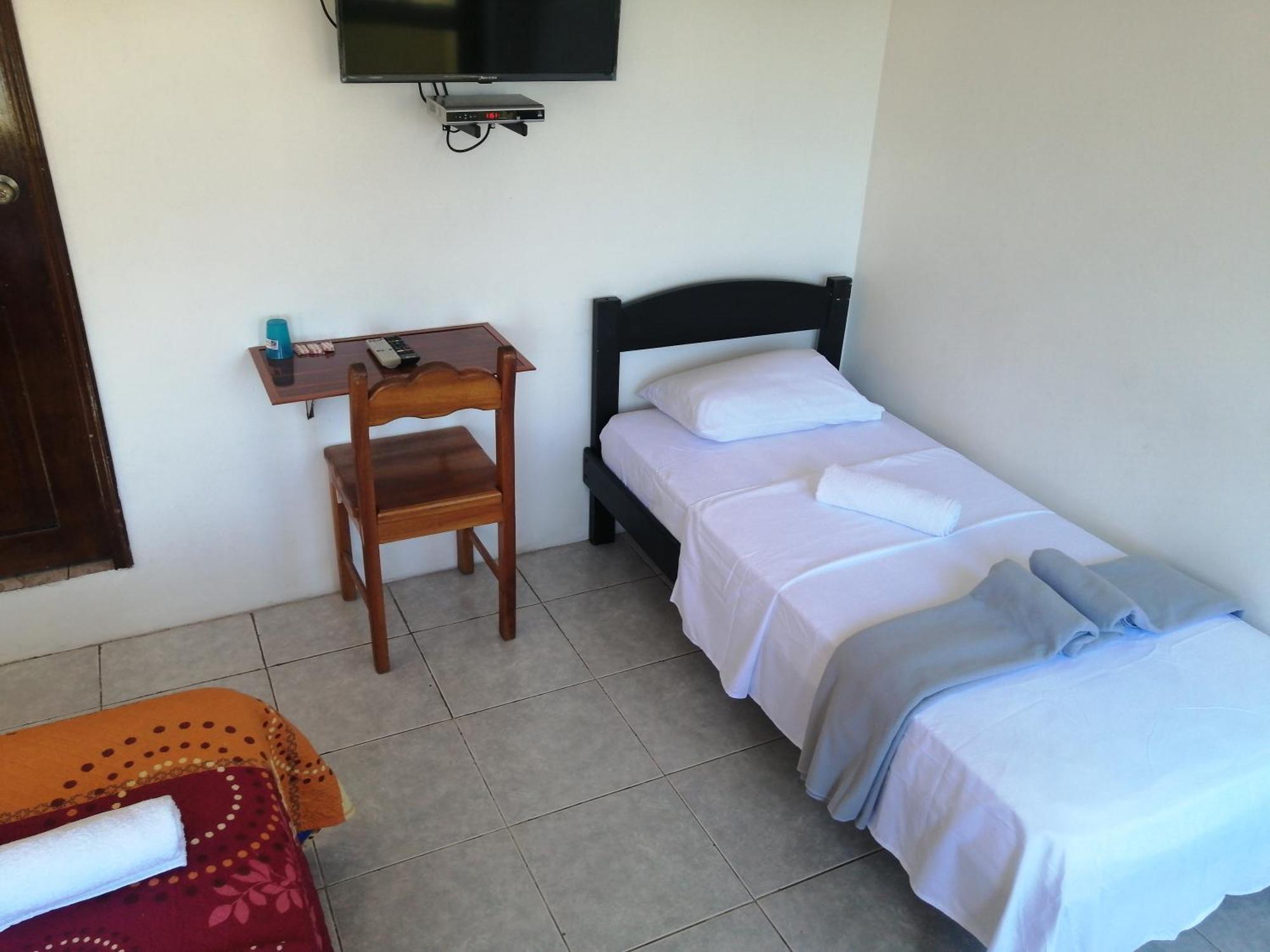 Hostal La Casa De Luis Puerto Baquerizo Moreno Eksteriør bilde