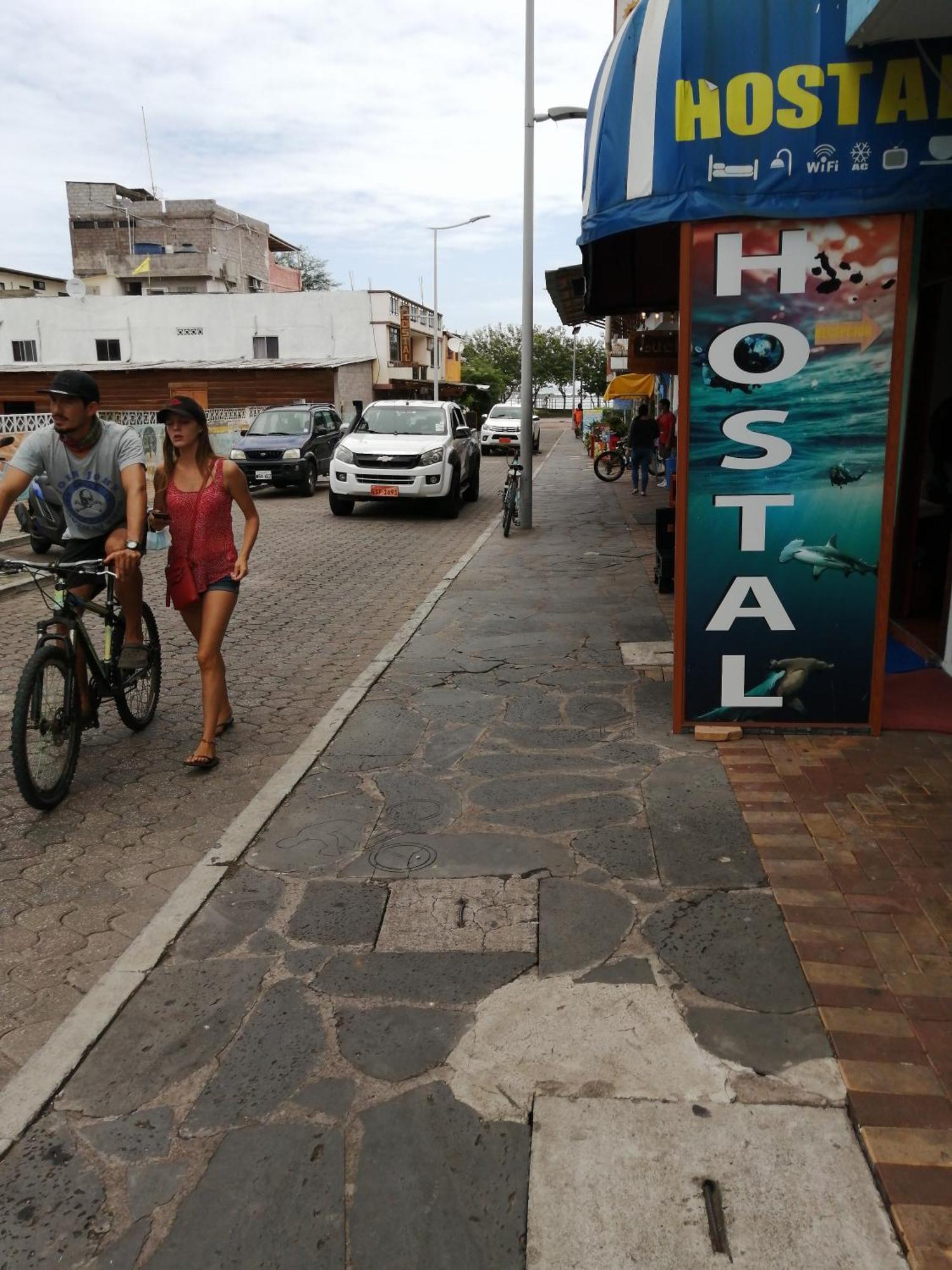Hostal La Casa De Luis Puerto Baquerizo Moreno Eksteriør bilde