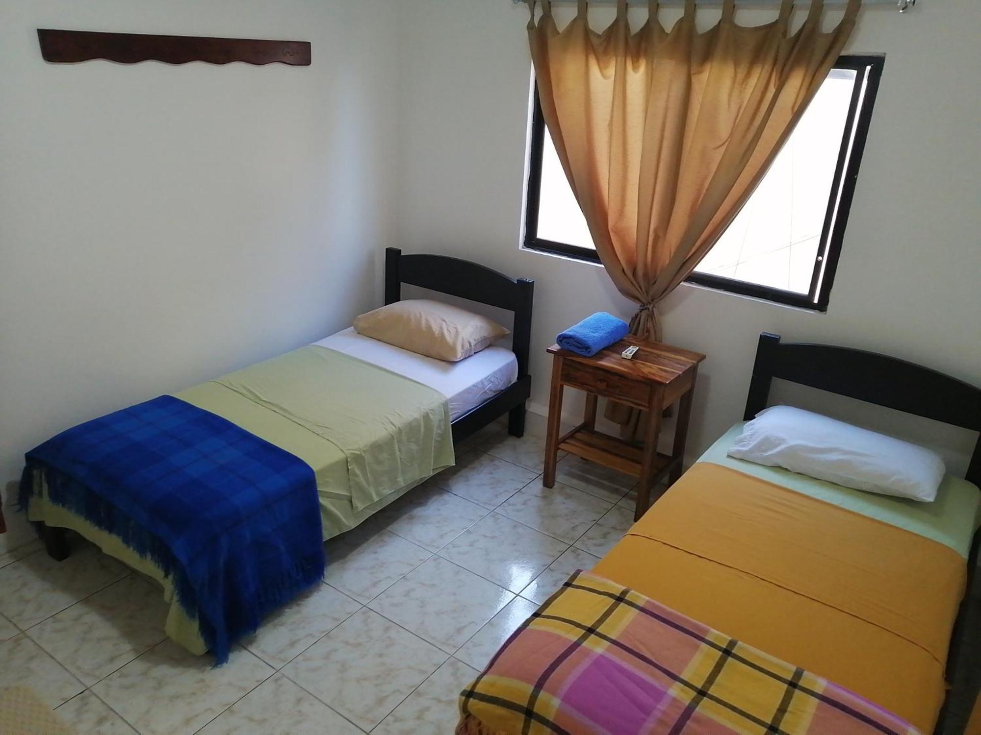 Hostal La Casa De Luis Puerto Baquerizo Moreno Eksteriør bilde