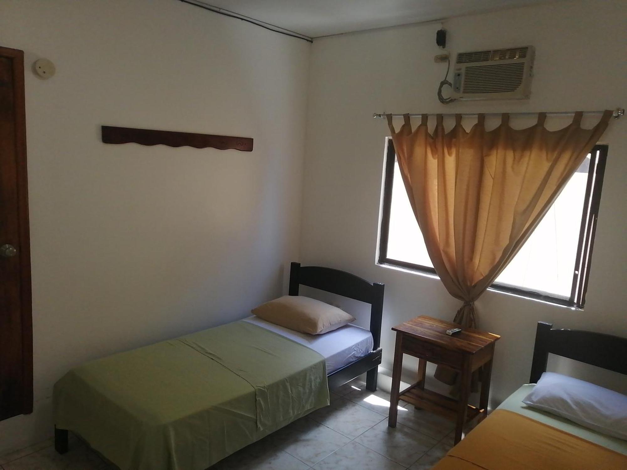 Hostal La Casa De Luis Puerto Baquerizo Moreno Eksteriør bilde